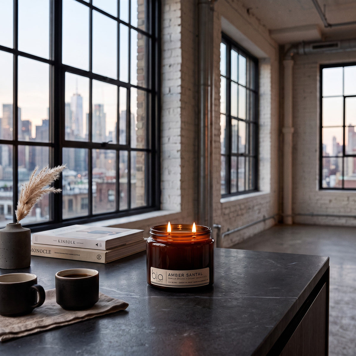 Amber Santal Soy Blend Candle — Sweet Amber, Creamy Sandalwood & Vanilla Orchid