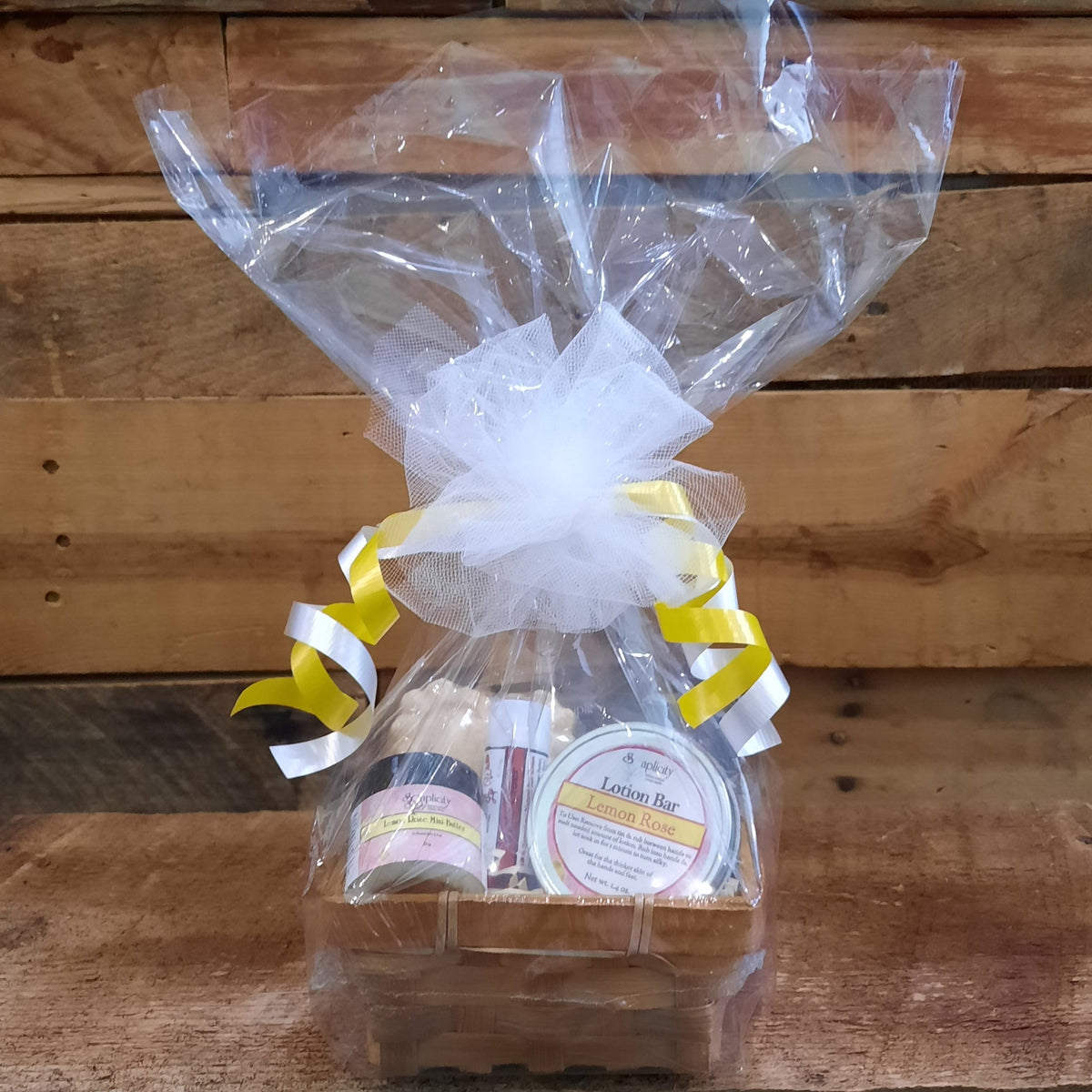 Soaplicity Scentastic Small gift set in Lemon Rose, wrapped in cellophane with tulle and ribbon